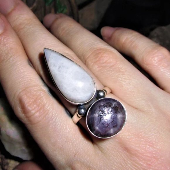 Moonstone and Star Sapphire ring - Picture 1 of 5